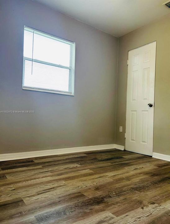 Recently Rented: $1,300 (2 beds, 1 baths, 0 Square Feet)