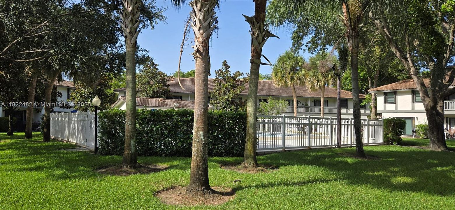 На продажу: $315,000 (2 спален, 2 ванн, 1291 Квадратных фут)