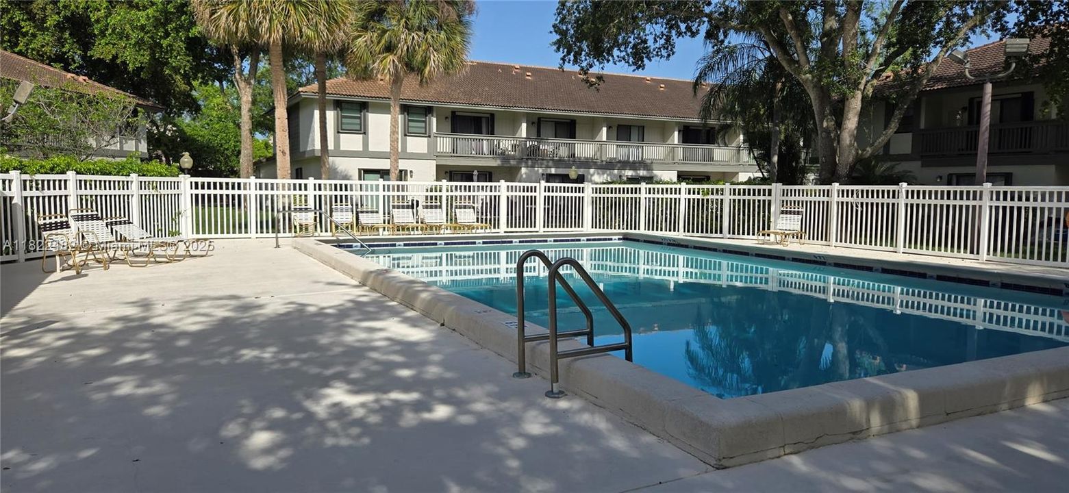 На продажу: $315,000 (2 спален, 2 ванн, 1291 Квадратных фут)