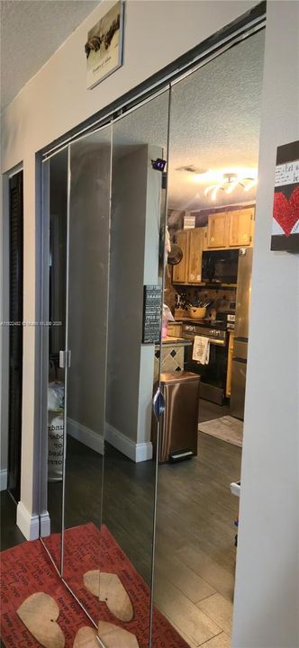 На продажу: $315,000 (2 спален, 2 ванн, 1291 Квадратных фут)