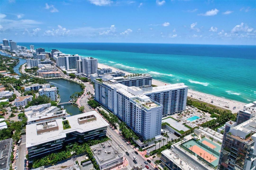 Active With Contract: $1,349,000 (1 beds, 1 baths, 850 Square Feet)