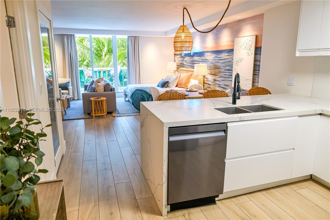 En Venta: $699,000 (0 camas, 1 baños, 600 Pies cuadrados)