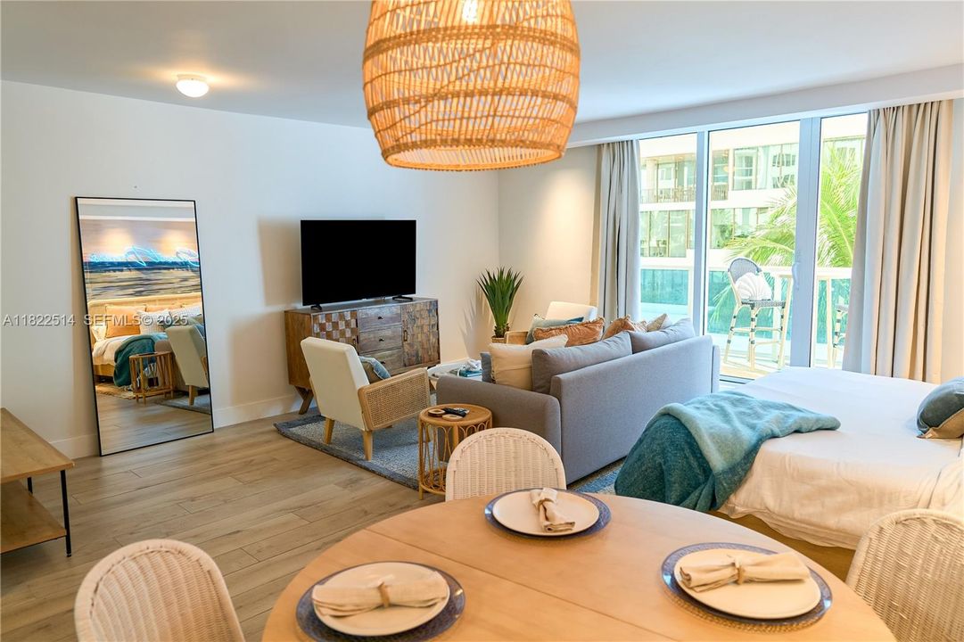 En Venta: $699,000 (0 camas, 1 baños, 600 Pies cuadrados)