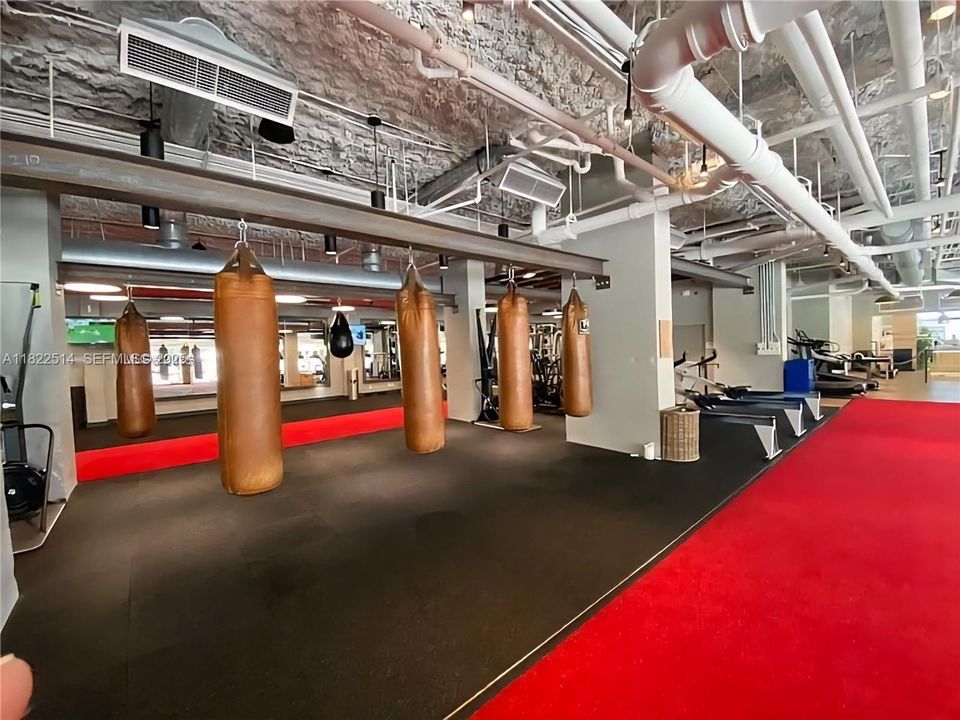 En Venta: $699,000 (0 camas, 1 baños, 600 Pies cuadrados)