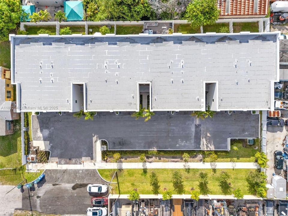 最近售出: $500,000 (3 贝兹, 2 浴室, 1770 平方英尺)