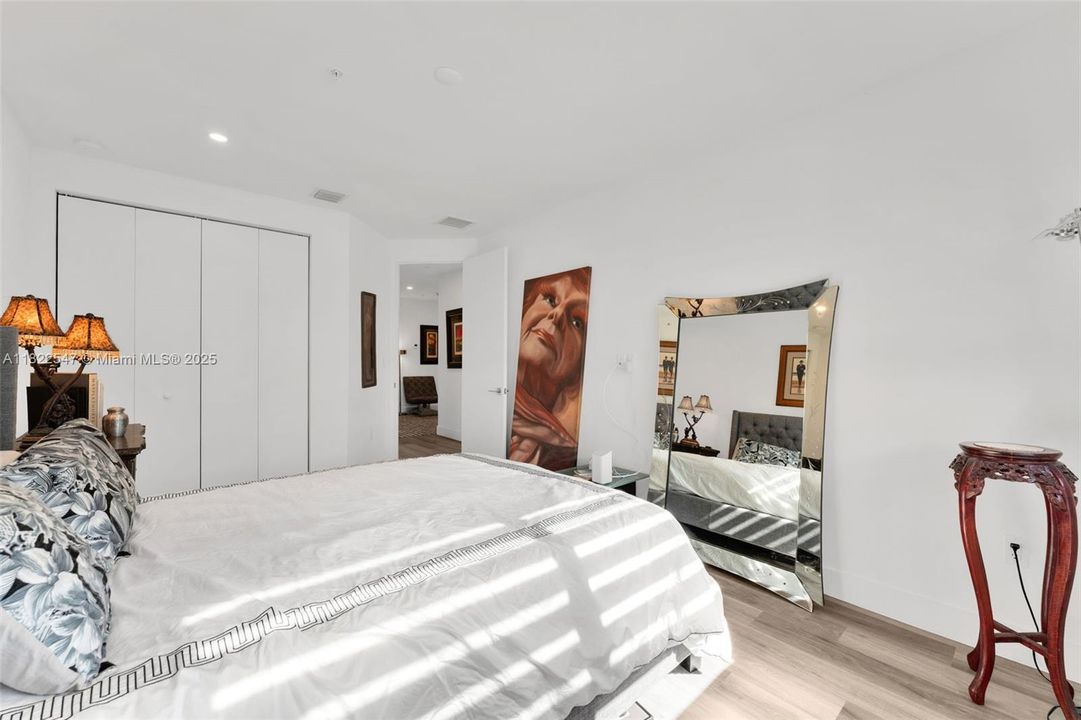 最近售出: $500,000 (3 贝兹, 2 浴室, 1770 平方英尺)