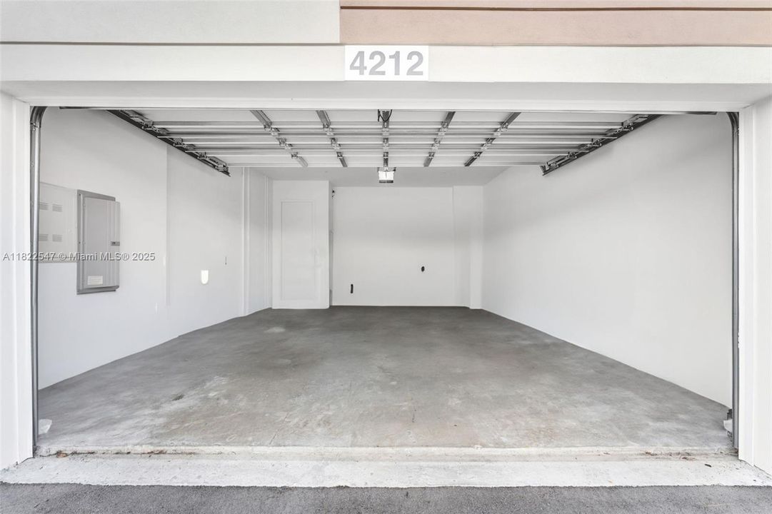 最近售出: $500,000 (3 贝兹, 2 浴室, 1770 平方英尺)