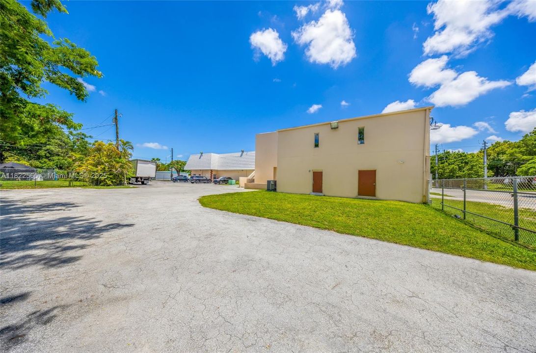 На продажу: $6,250,000 (0 спален, 0 ванн, 0 Квадратных фут)