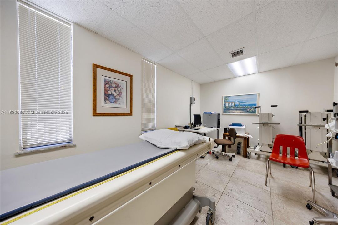 На продажу: $6,250,000 (0 спален, 0 ванн, 0 Квадратных фут)