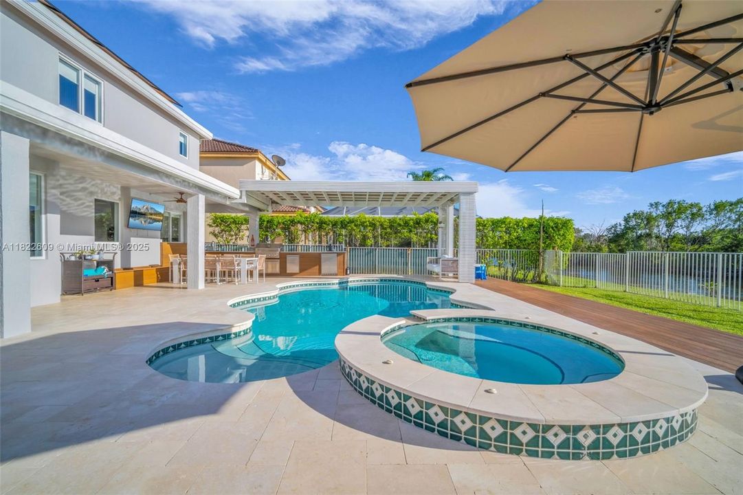 Recently Sold: $1,299,000 (4 beds, 3 baths, 2550 Square Feet)