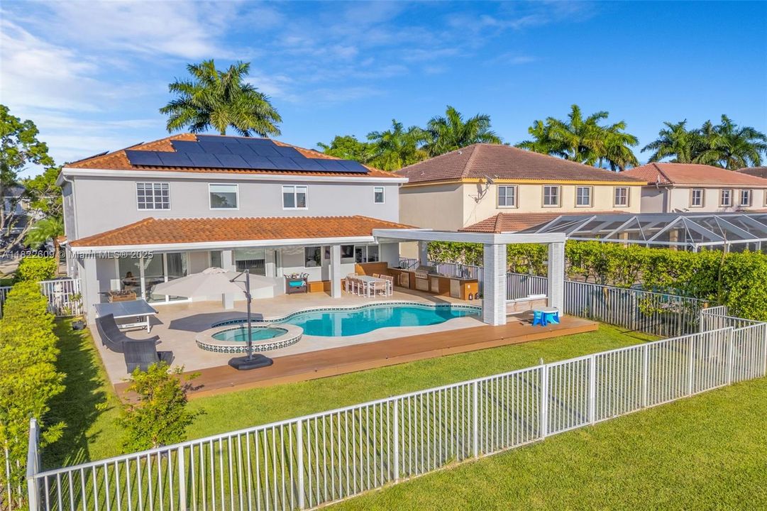 Recently Sold: $1,299,000 (4 beds, 3 baths, 2550 Square Feet)