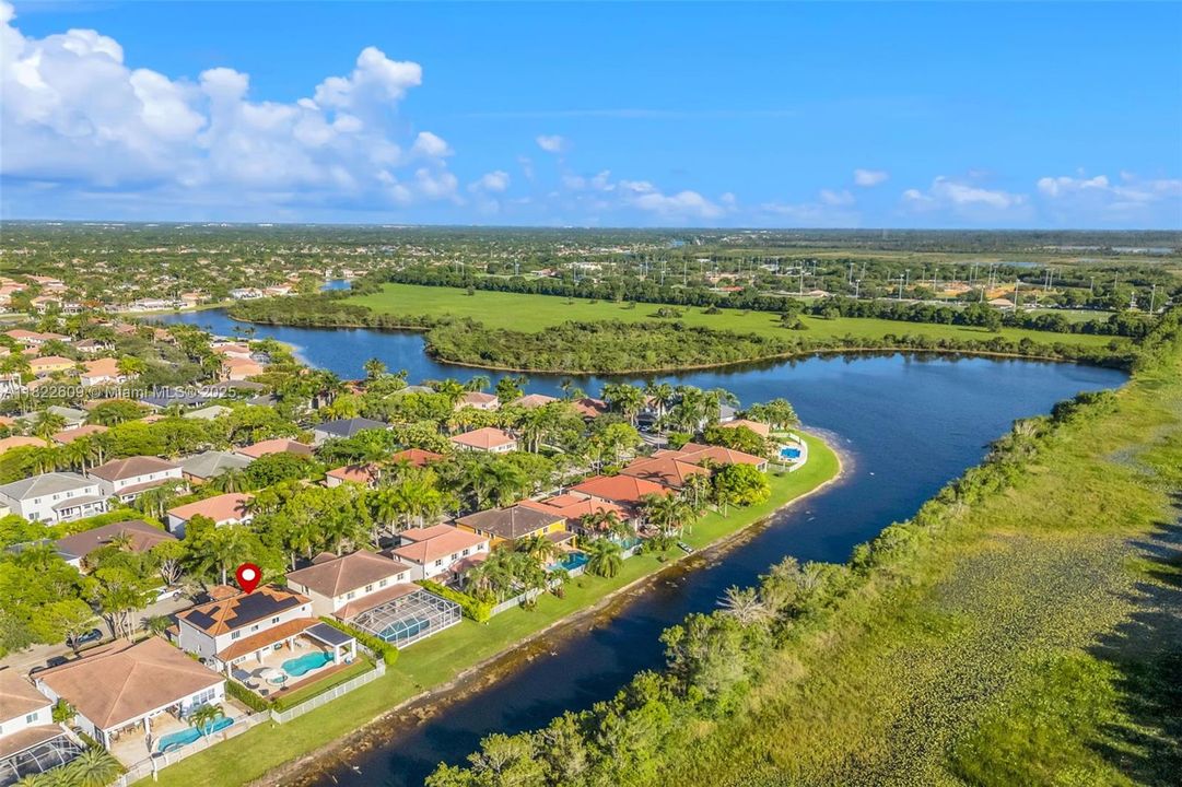 Recently Sold: $1,299,000 (4 beds, 3 baths, 2550 Square Feet)