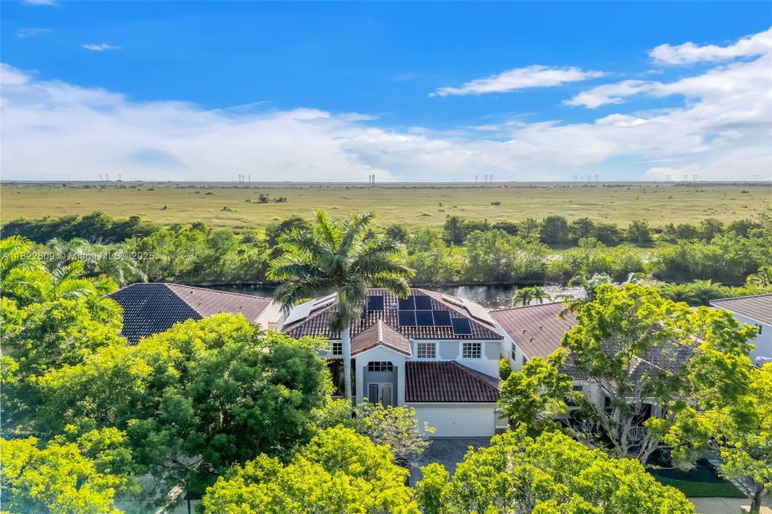 Recently Sold: $1,299,000 (4 beds, 3 baths, 2550 Square Feet)