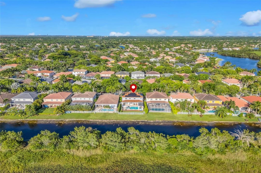 Recently Sold: $1,299,000 (4 beds, 3 baths, 2550 Square Feet)