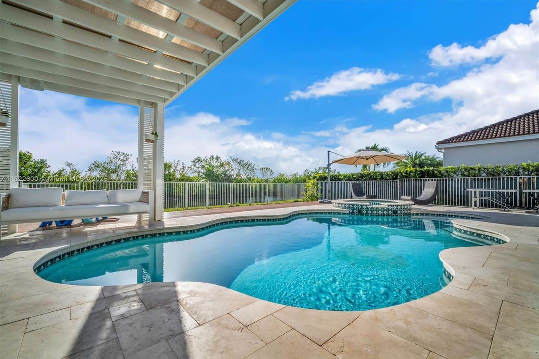 Recently Sold: $1,299,000 (4 beds, 3 baths, 2550 Square Feet)