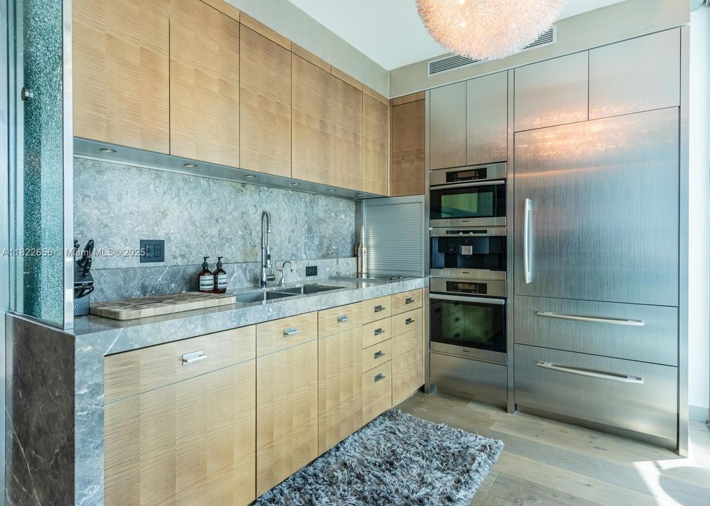 Recientemente alquilado: $27,500 (2 camas, 2 baños, 1606 Pies cuadrados)