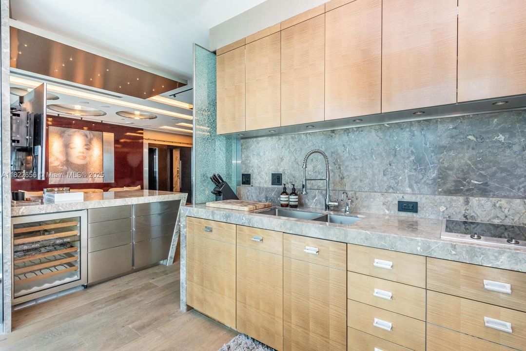 Recientemente alquilado: $27,500 (2 camas, 2 baños, 1606 Pies cuadrados)