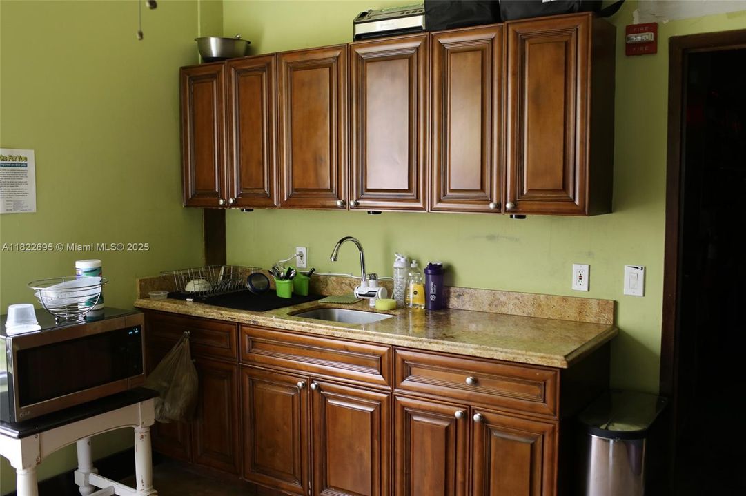 En Renta: $6,995 (0 camas, 0 baños, 0 Pies cuadrados)