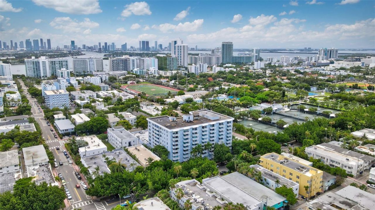 Activo con contrato: $275,000 (1 camas, 1 baños, 785 Pies cuadrados)