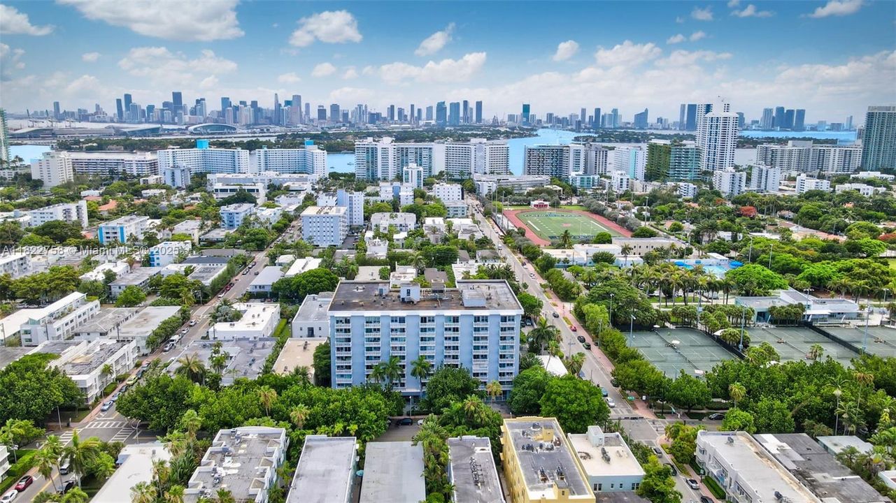 Building side of the unit facing this view.