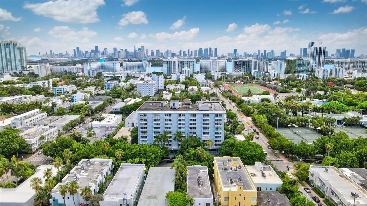 Activo con contrato: $275,000 (1 camas, 1 baños, 785 Pies cuadrados)