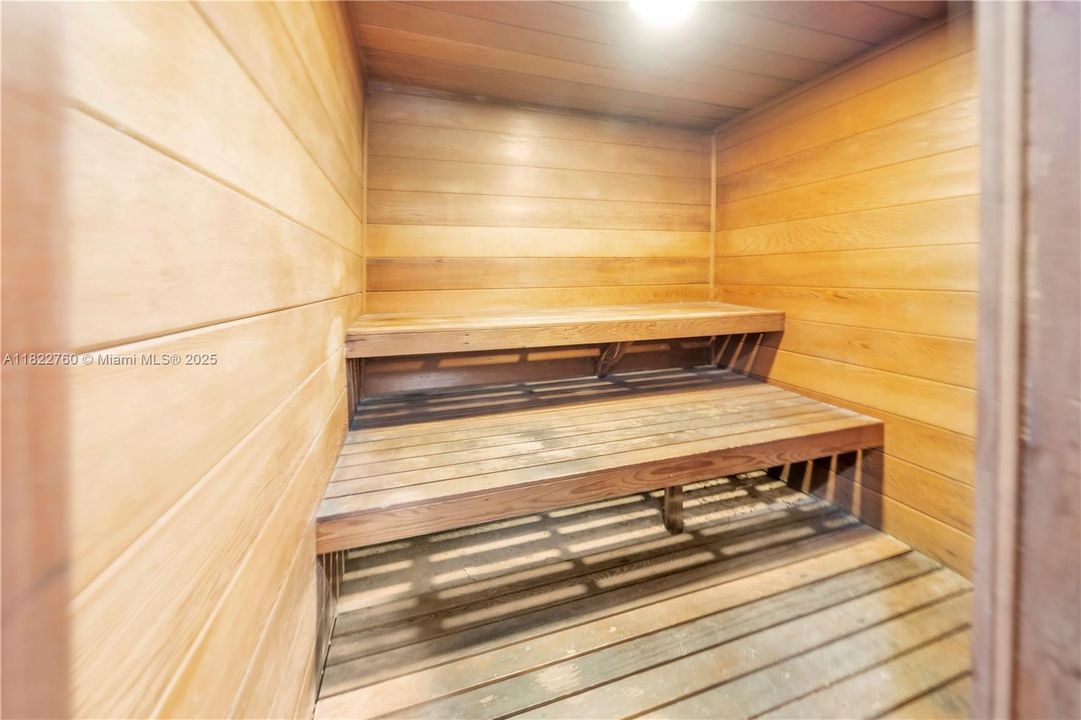 最近租的: $3,500 (2 贝兹, 2 浴室, 1397 平方英尺)