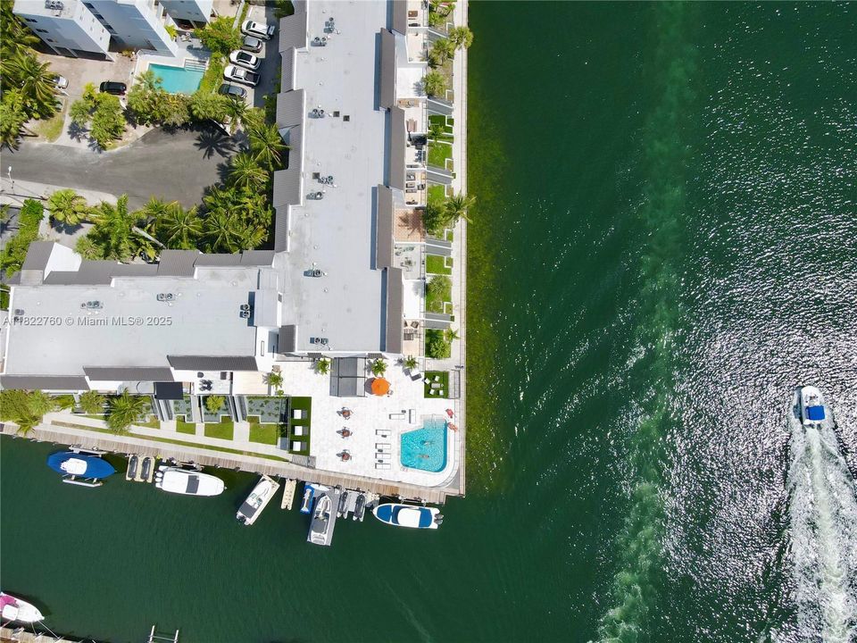 最近租的: $3,500 (2 贝兹, 2 浴室, 1397 平方英尺)