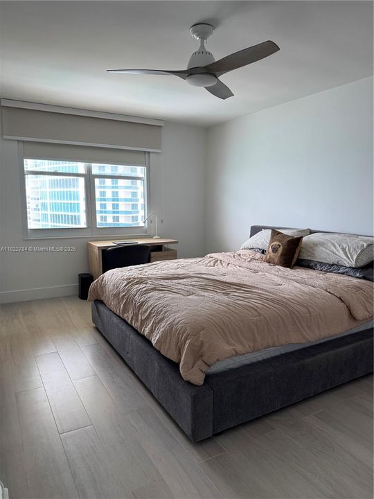 Active With Contract: $5,800 (2 beds, 2 baths, 1198 Square Feet)