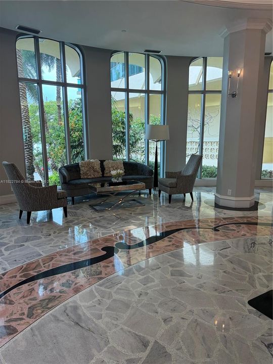 Active With Contract: $5,800 (2 beds, 2 baths, 1198 Square Feet)