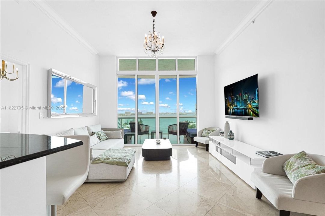 Vendido Recientemente: $678,999 (2 camas, 2 baños, 1274 Pies cuadrados)