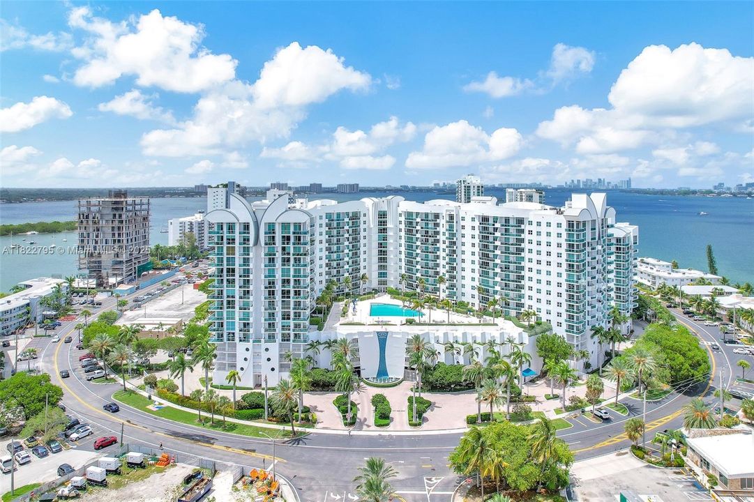 Vendido Recientemente: $678,999 (2 camas, 2 baños, 1274 Pies cuadrados)