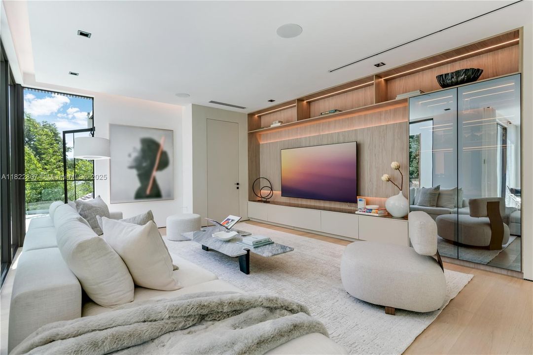 For Sale: $9,850,000 (7 beds, 7 baths, 0 Square Feet)