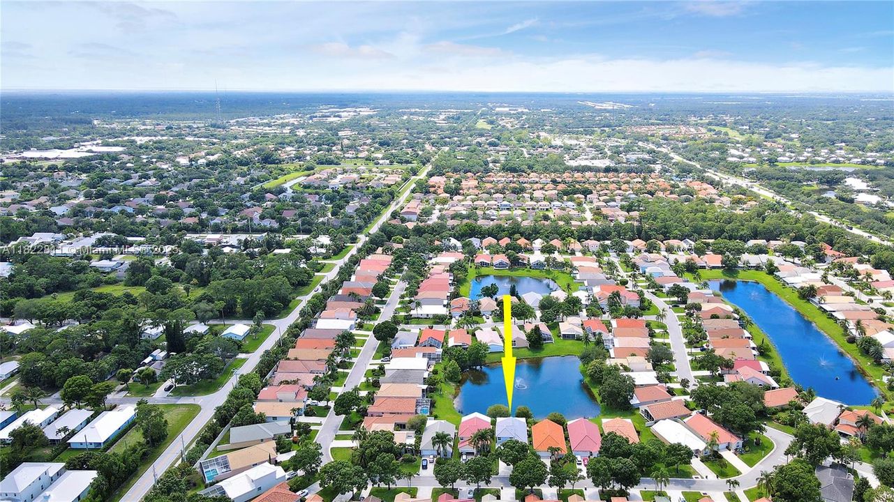 Recently Sold: $439,000 (3 beds, 2 baths, 2070 Square Feet)