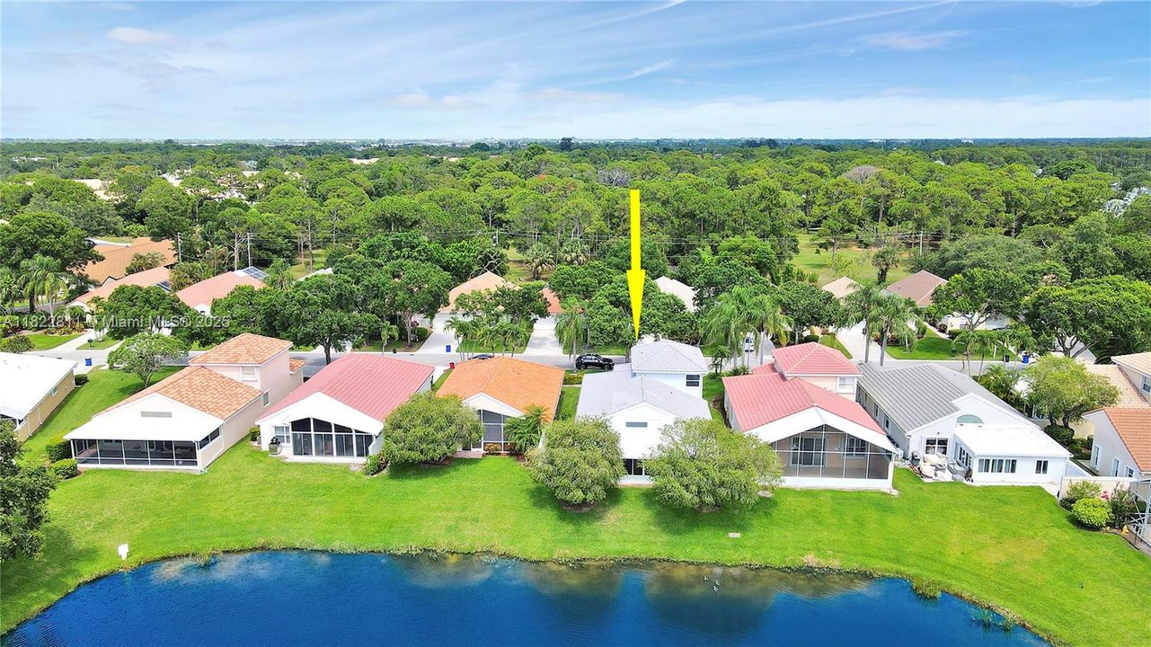 Recently Sold: $439,000 (3 beds, 2 baths, 2070 Square Feet)