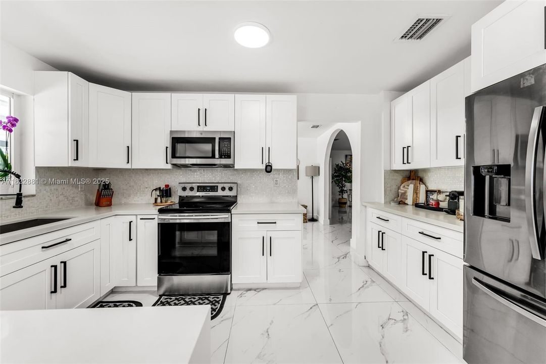 Recently Sold: $725,000 (4 beds, 2 baths, 1712 Square Feet)