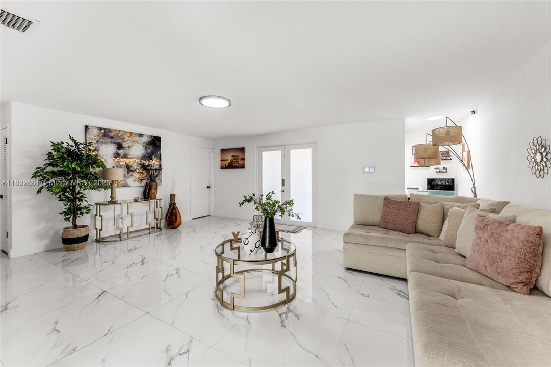 Recently Sold: $725,000 (4 beds, 2 baths, 1712 Square Feet)
