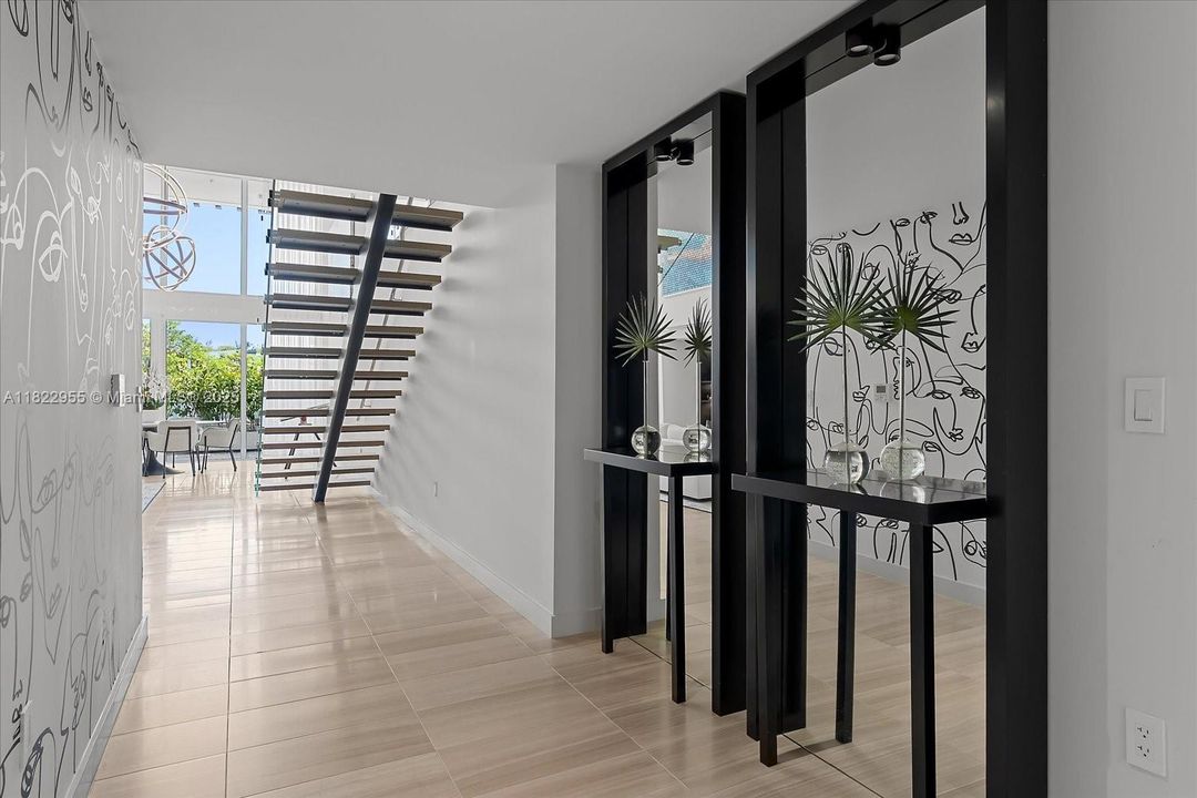 En Venta: $4,925,000 (4 camas, 4 baños, 4033 Pies cuadrados)