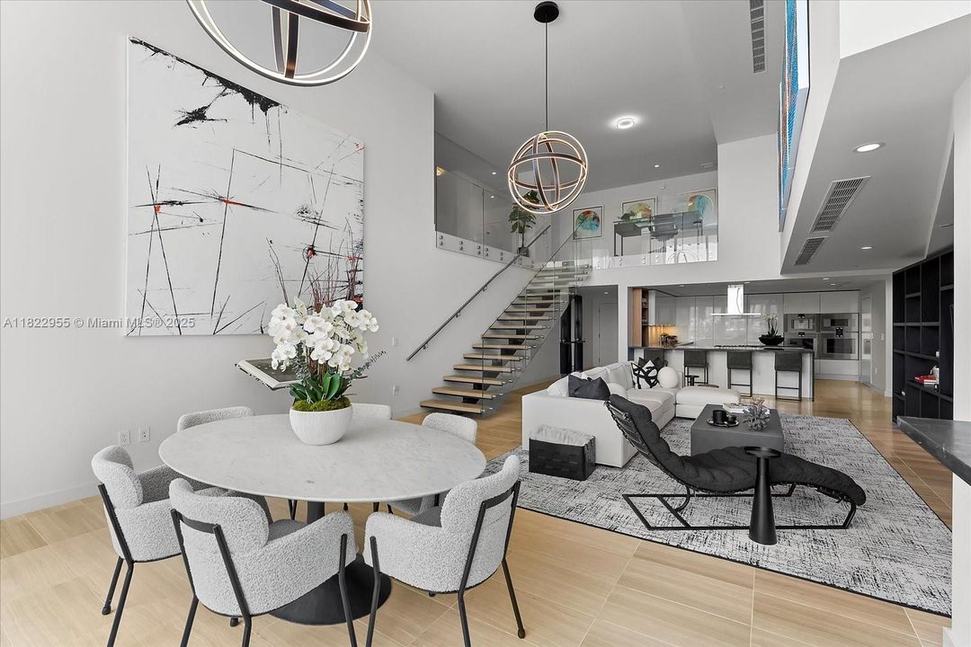 En Venta: $4,925,000 (4 camas, 4 baños, 4033 Pies cuadrados)