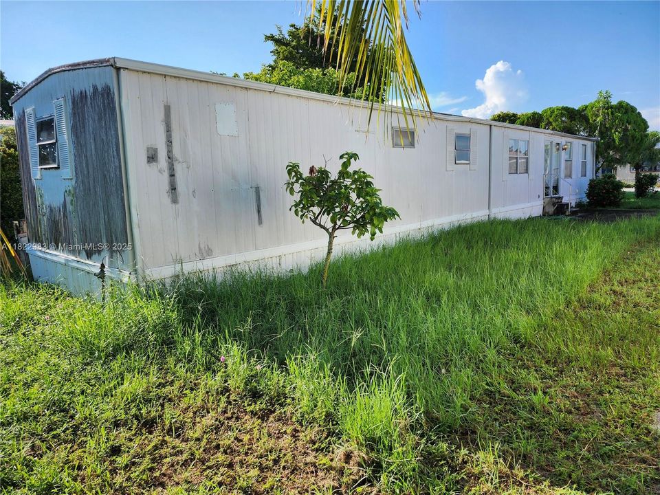 待售: $145,000 (2 贝兹, 1 浴室, 0 平方英尺)