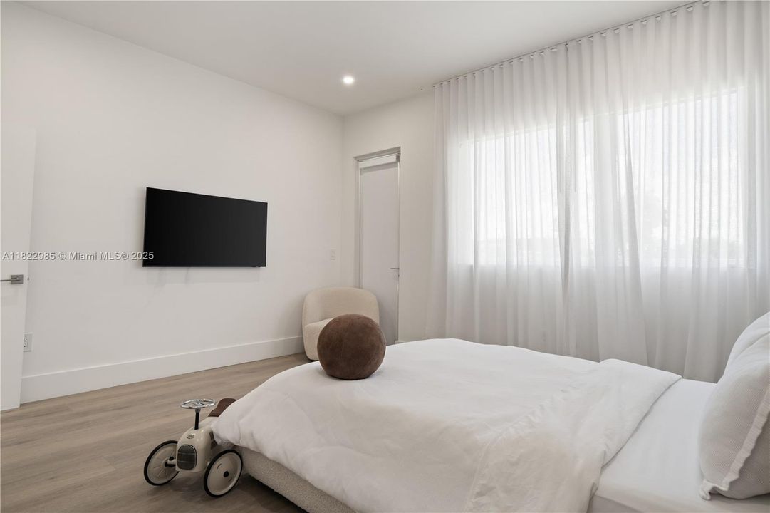 En Venta: $2,990,000 (5 camas, 4 baños, 3156 Pies cuadrados)