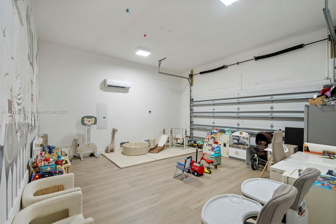 En Venta: $2,990,000 (5 camas, 4 baños, 3156 Pies cuadrados)