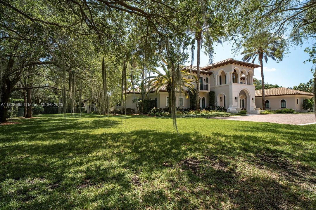 Recently Rented: $35,000 (8 beds, 9 baths, 7973 Square Feet)