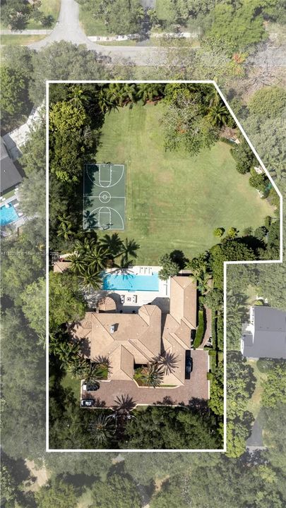 Recently Rented: $35,000 (8 beds, 9 baths, 7973 Square Feet)