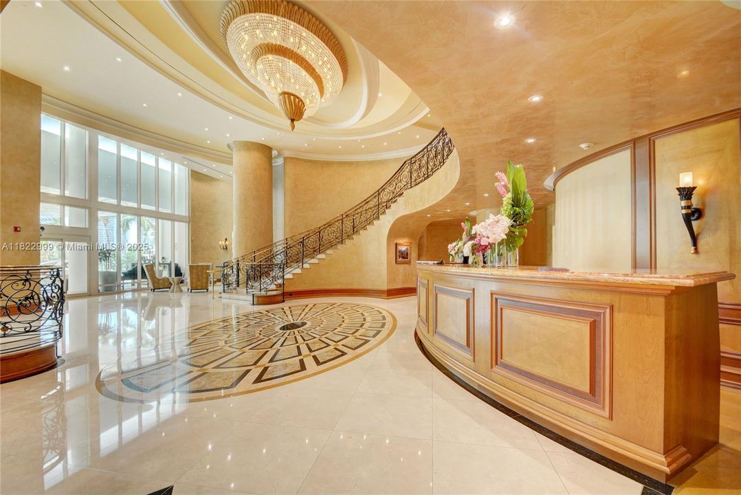 For Rent: $27,000 (4 beds, 6 baths, 5141 Square Feet)