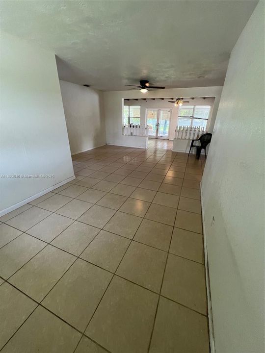 Recently Sold: $585,000 (4 beds, 2 baths, 2100 Square Feet)