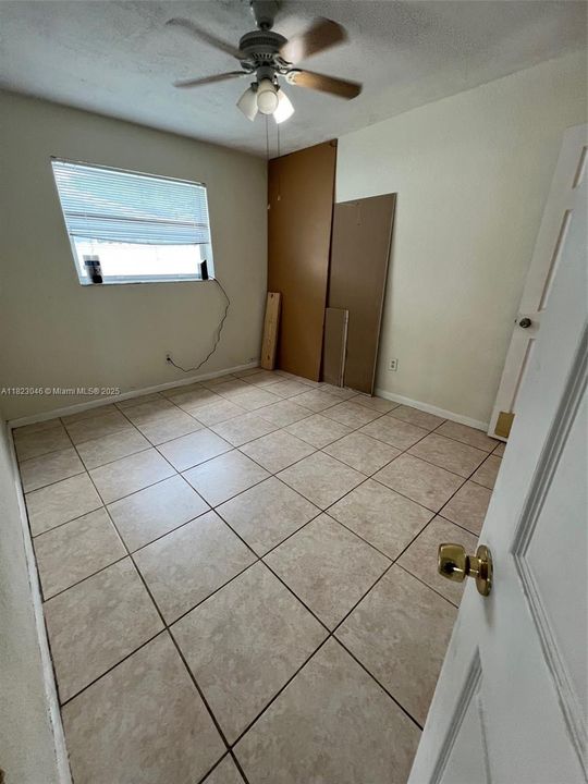 Recently Sold: $585,000 (4 beds, 2 baths, 2100 Square Feet)