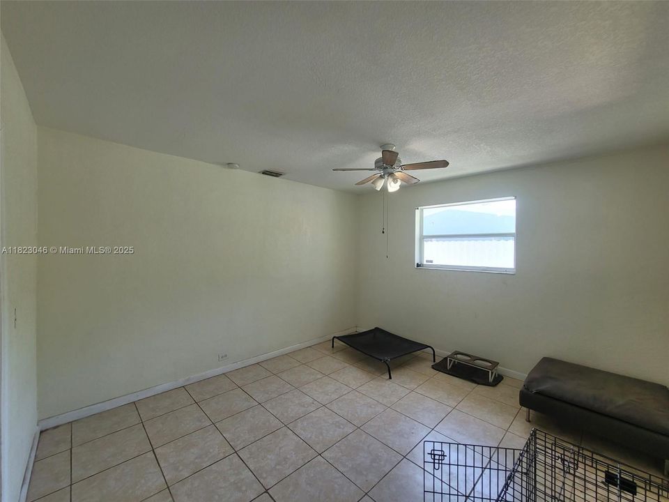 Recently Sold: $585,000 (4 beds, 2 baths, 2100 Square Feet)