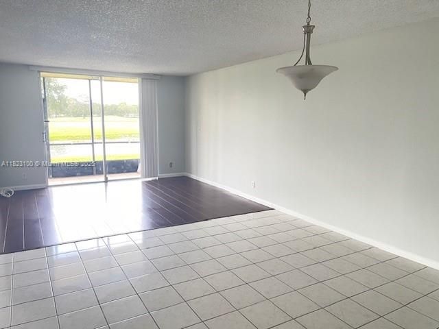 En Venta: $219,000 (2 camas, 2 baños, 1140 Pies cuadrados)