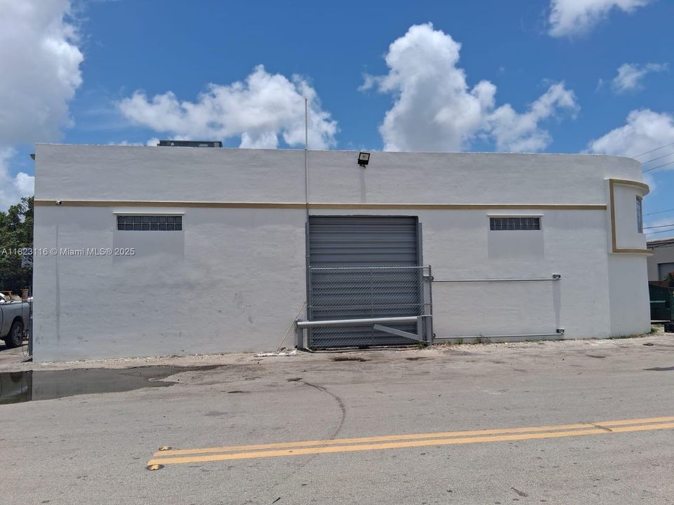 待售: $2,149,111 (0 贝兹, 0 浴室, 0 平方英尺)