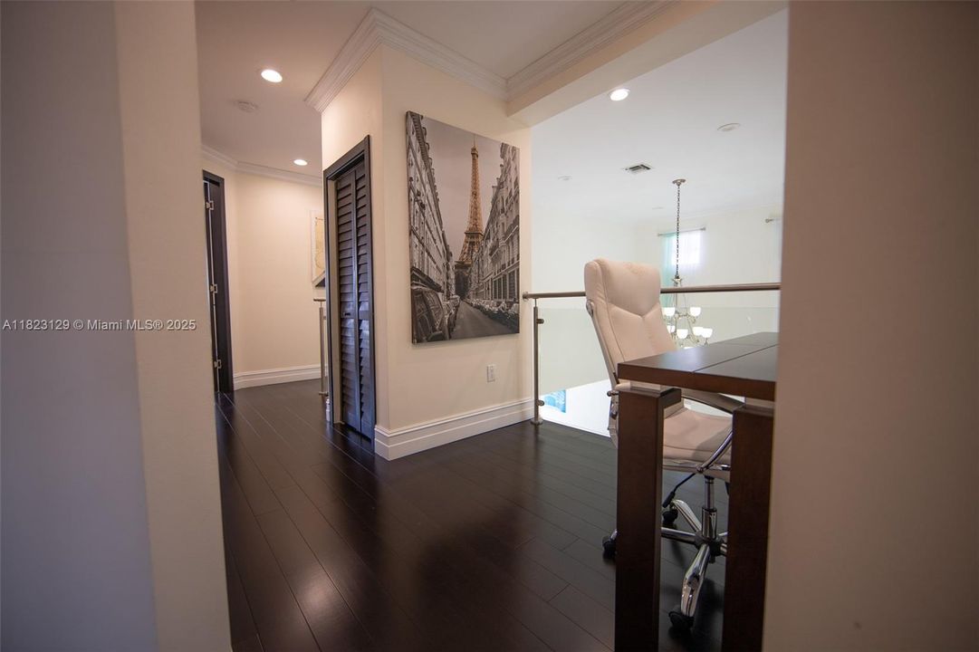 Недавно арендовано: $10,500 (5 спален, 4 ванн, 2832 Квадратных фут)